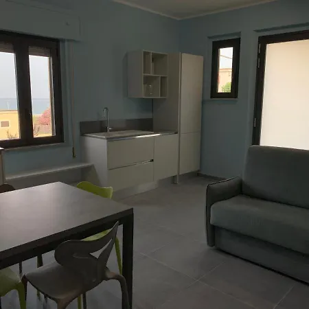 Home's Russo Apartment
